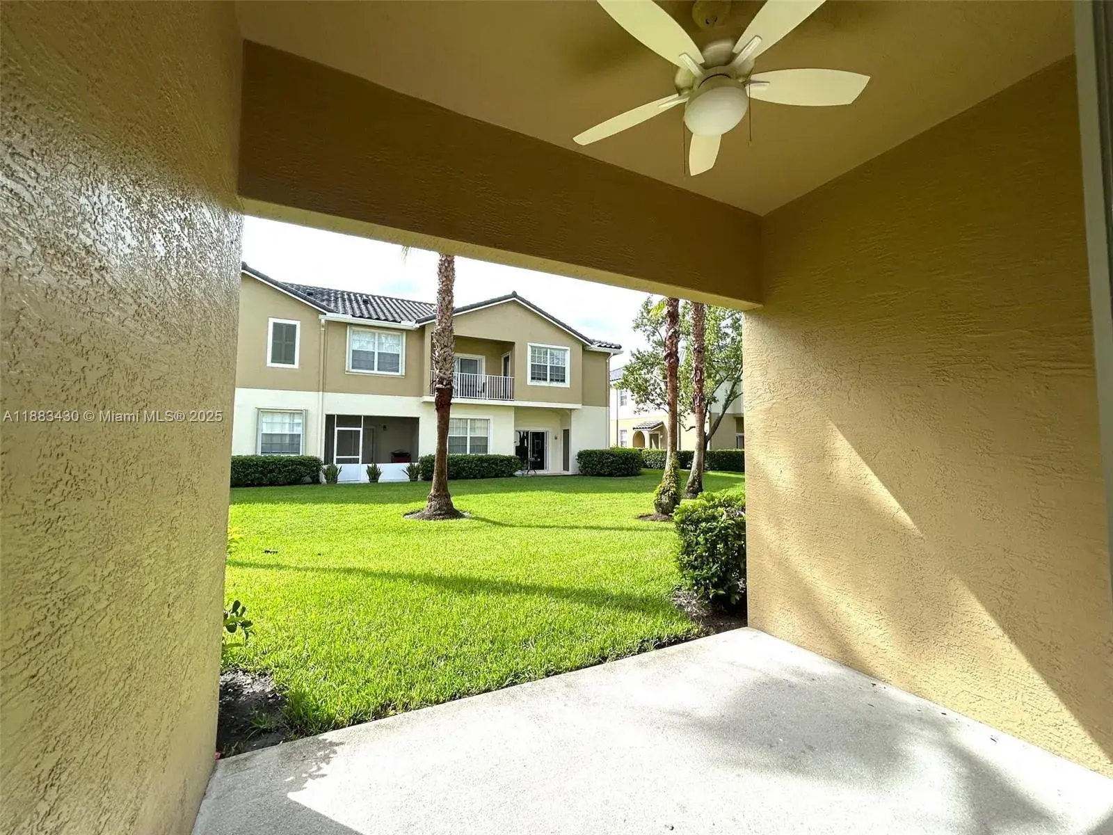 1560 SE Wilshire Pl # 103, Stuart FL 34994