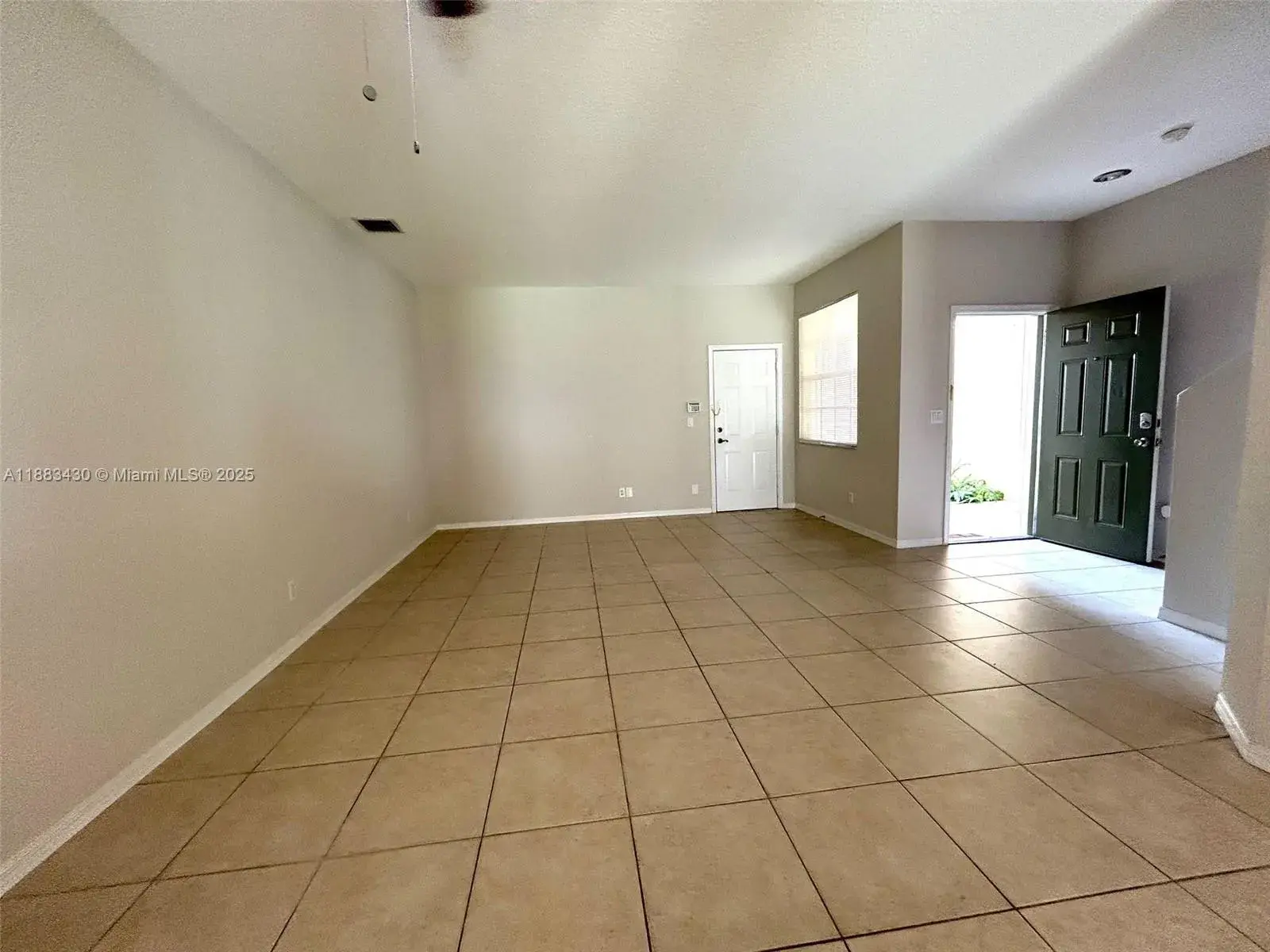 1560 SE Wilshire Pl # 103, Stuart FL 34994