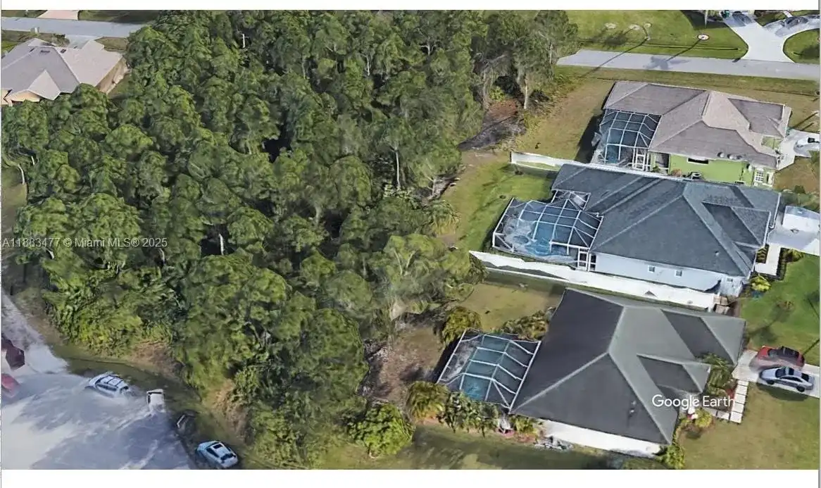 6457 Favian Ct, Port St. Lucie FL 34986