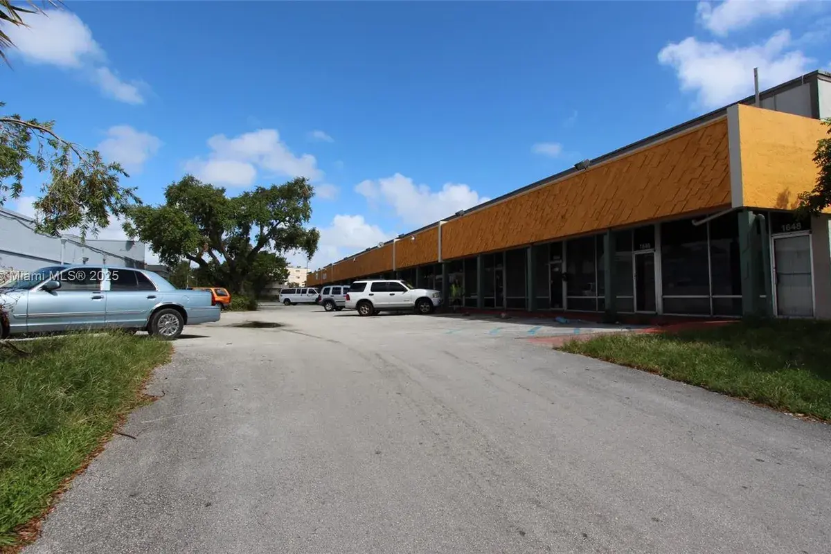 1620 NE 148 St # 1626, North Miami FL 33181