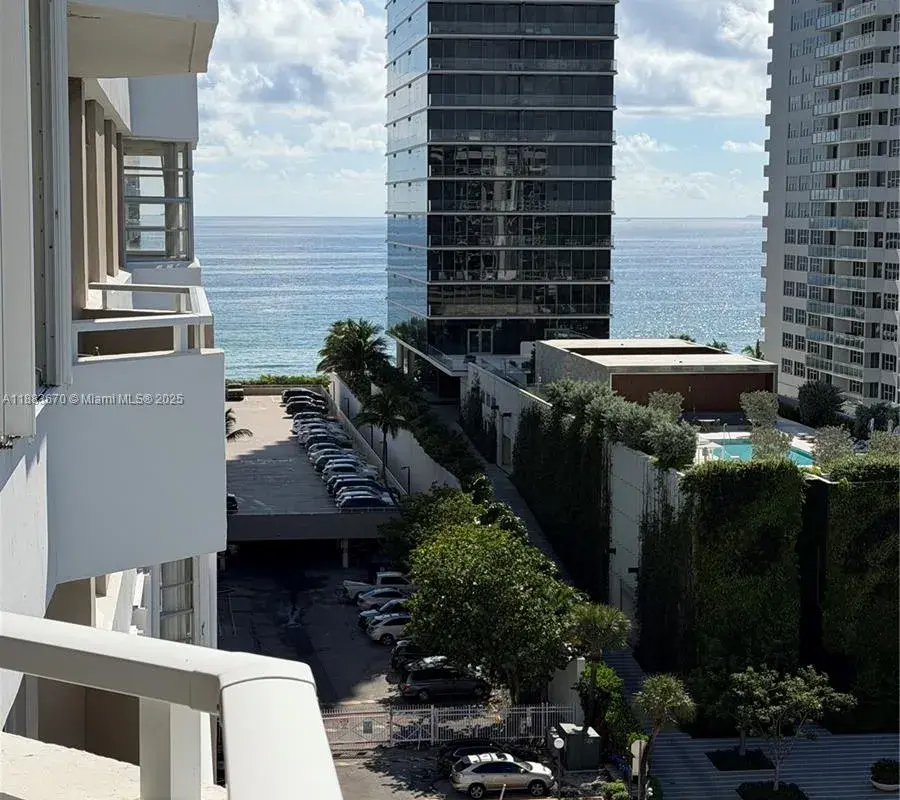 1985 S Ocean Dr # 8L, Hallandale Beach FL 33009