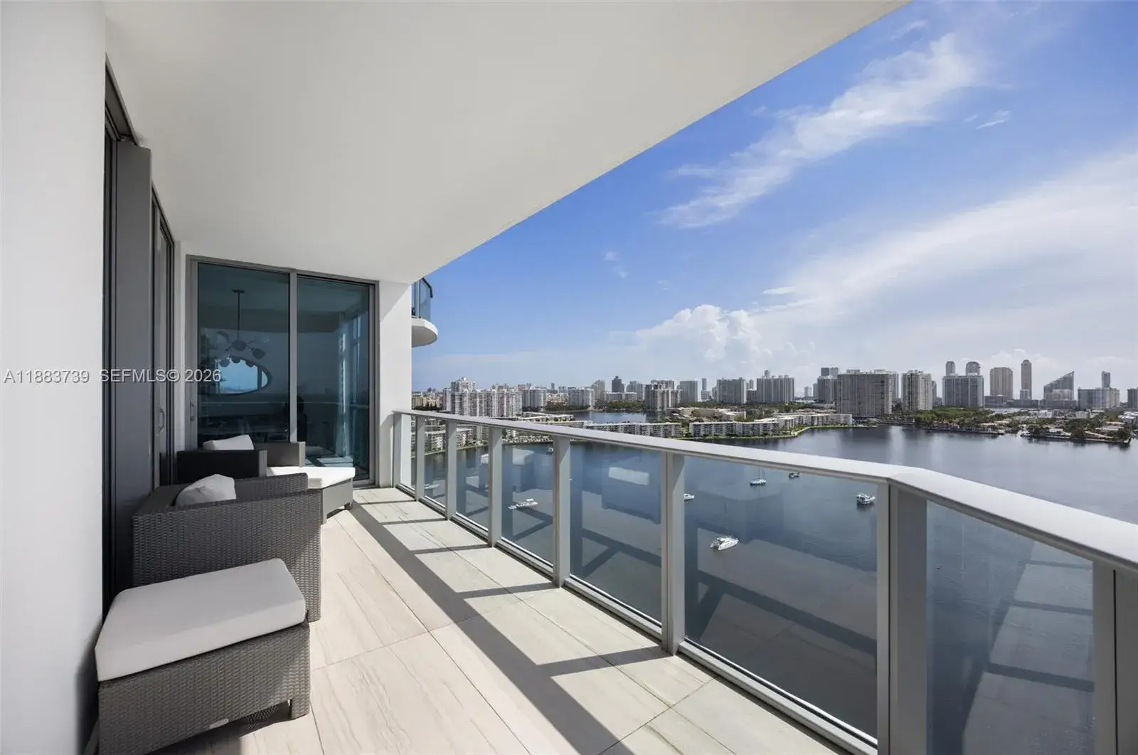 17301 Biscayne Blvd # 2009, North Miami Beach FL 33160