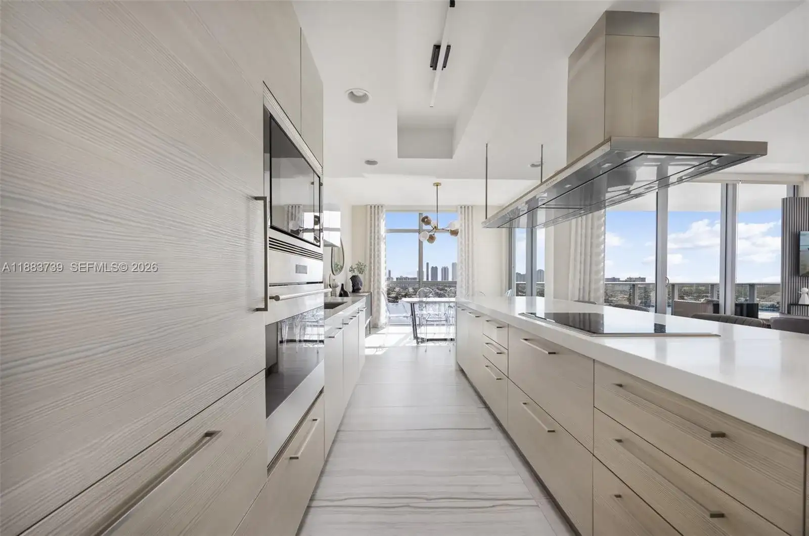 17301 Biscayne Blvd # 2009, North Miami Beach FL 33160 photo 3