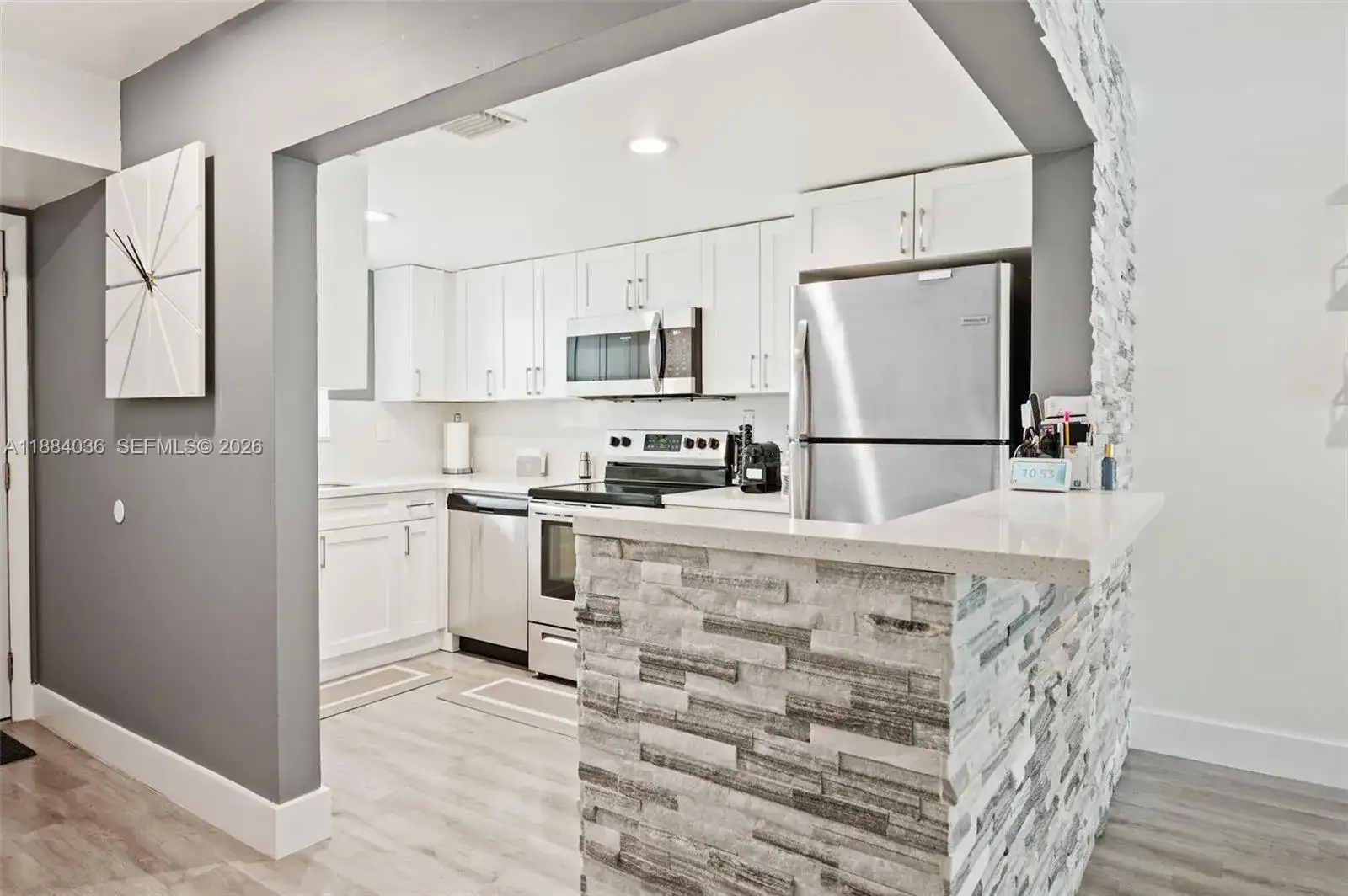 9373 Fontainebleau Blvd # K212, Miami FL 33172 photo 4