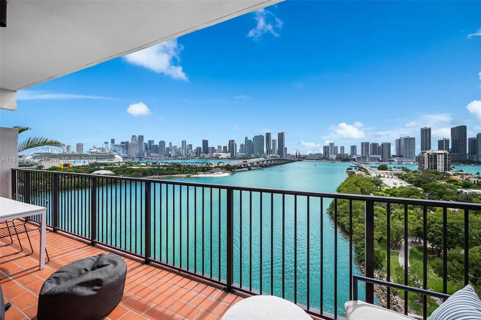1000 Venetian Way # 1108, Miami FL 33139 photo 2