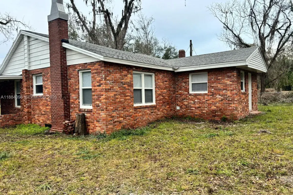 1056 NE Scott street, Other City - In The State Of Florida FL 32064