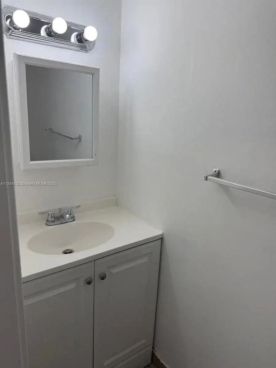1255 W 53rd St # 202, Hialeah FL 33012 photo 4