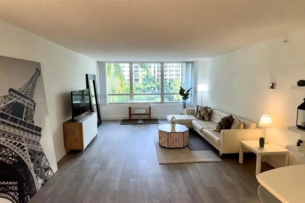 1500 Bay Rd # 450S, Miami Beach FL 33139