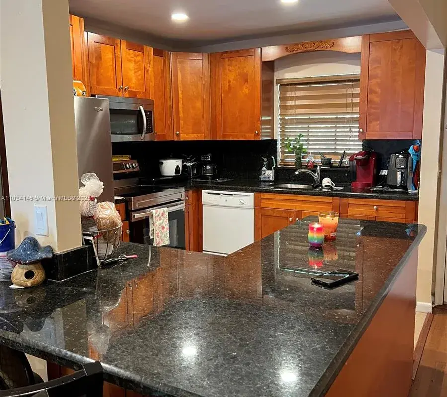 3361 NW 85th Ave # 307, Coral Springs FL 33065