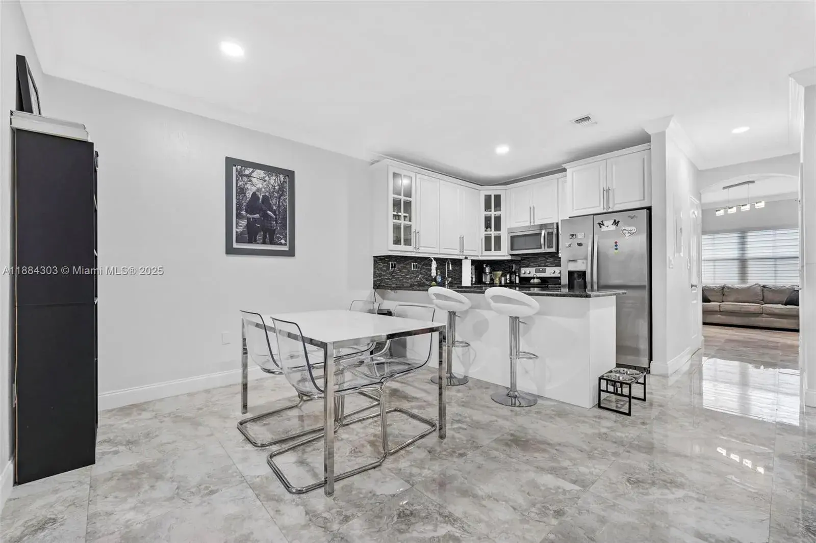 16618 NW 71st Ave, Miami Lakes FL 33014