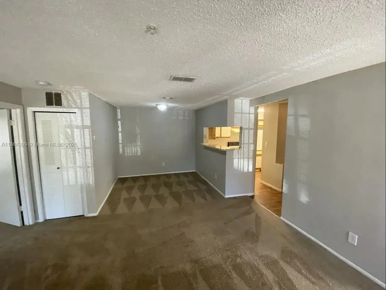 224 Afton SQ # 224, Other City - In The State Of Florida FL 32714 photo 4