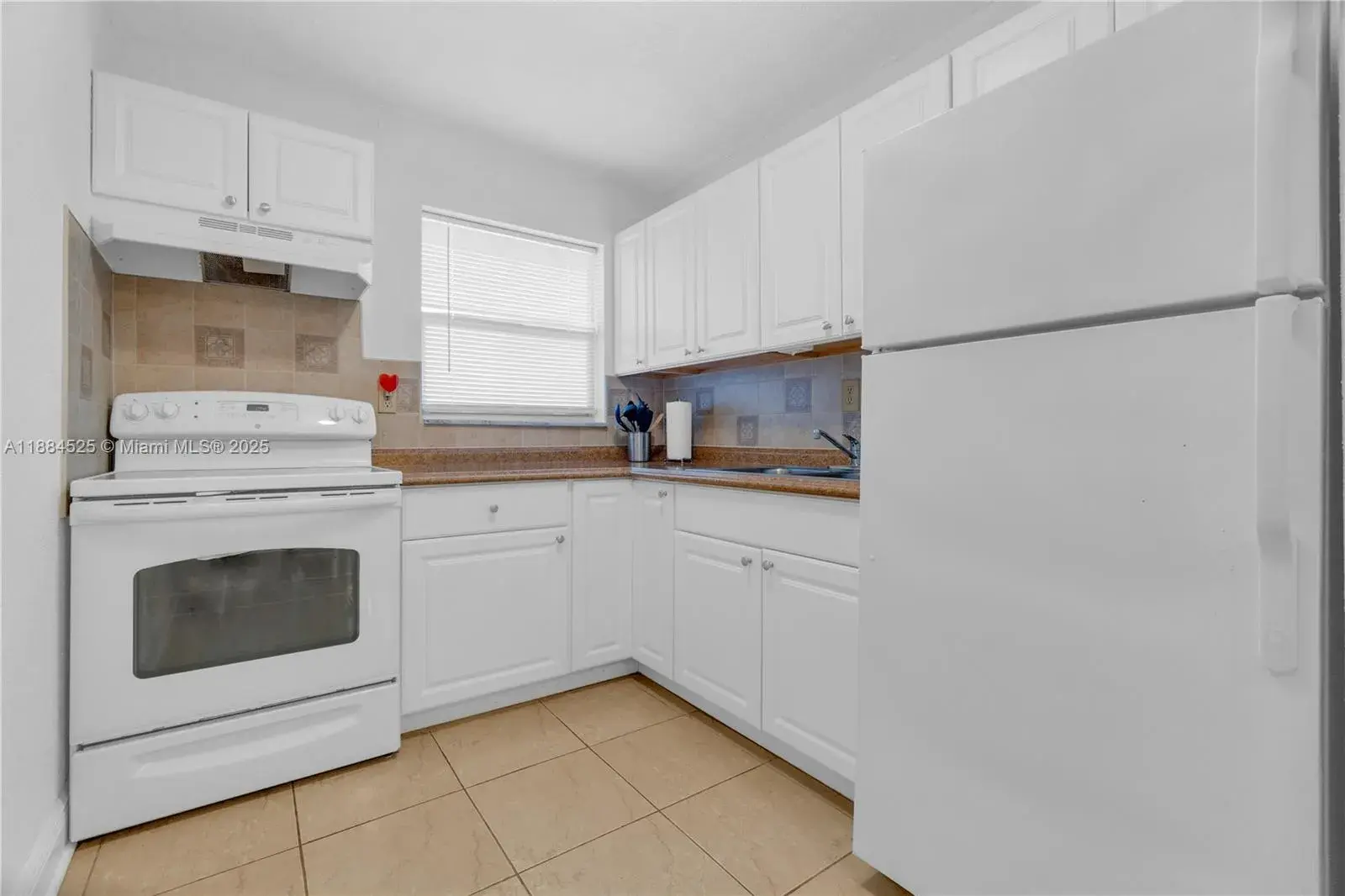 1750 Jefferson St # 502, Hollywood FL 33020