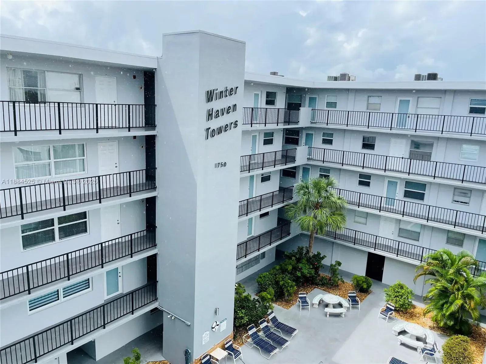 1750 Jefferson St # 502, Hollywood FL 33020