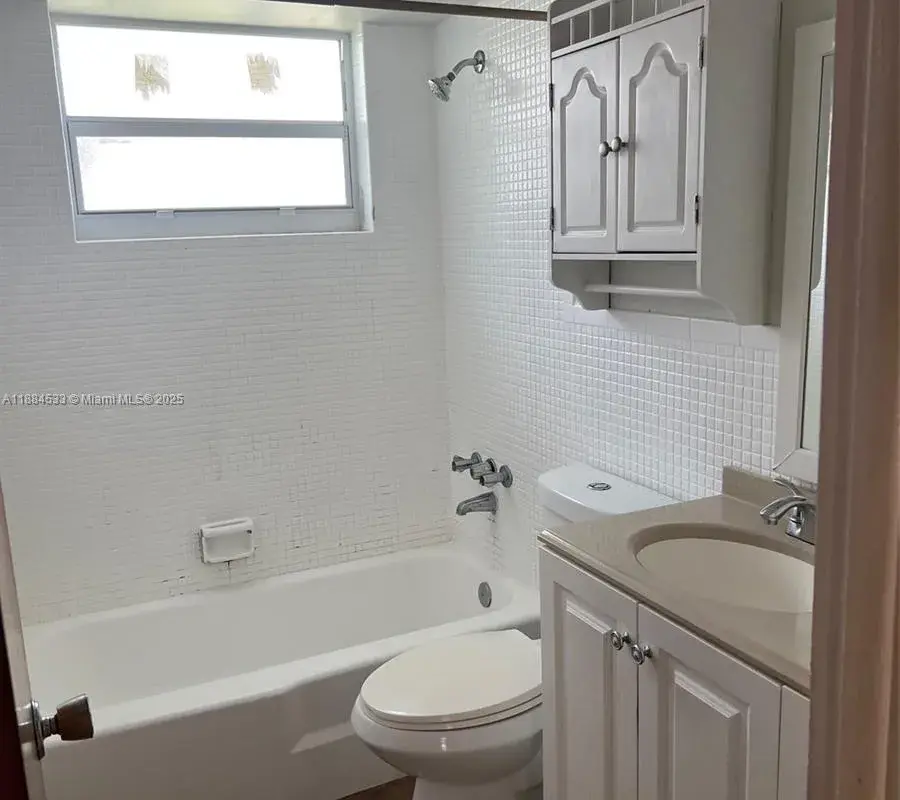 4841 SW 45th Ave # 2, Hollywood FL 33314