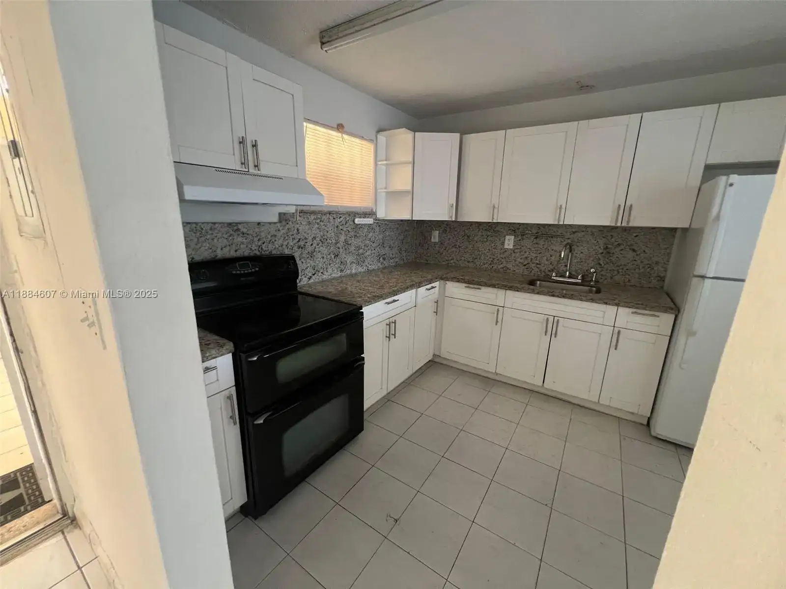 887 W 29th St # 1, Hialeah FL 33012 photo 3