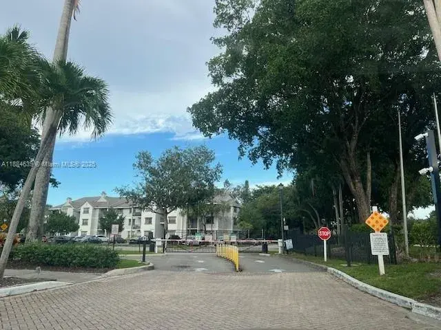 11295 W Atlantic Blvd # 107, Coral Springs FL 33071
