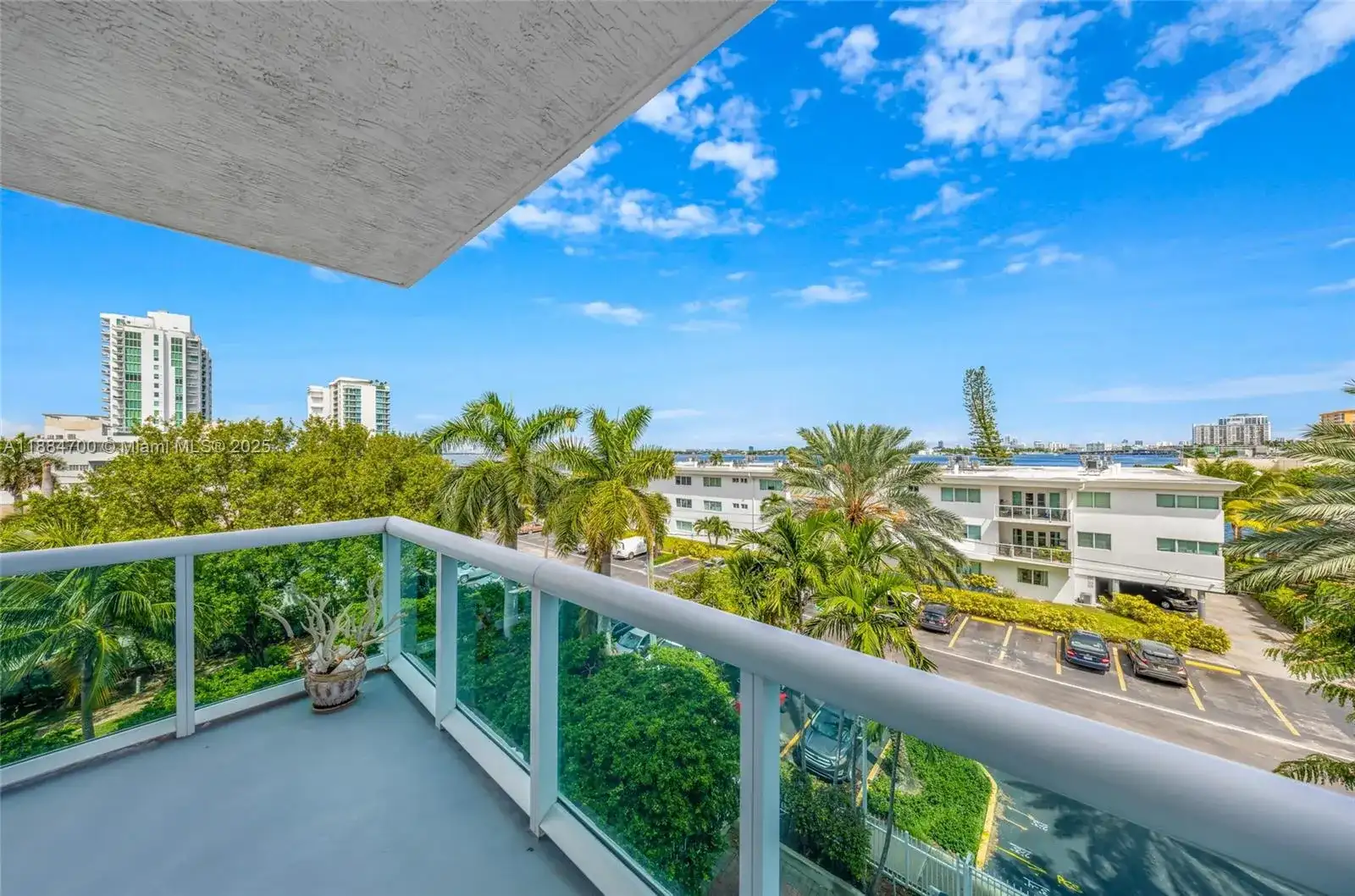7910 Harbor Island Dr # 406, North Bay Village FL 33141 photo 3