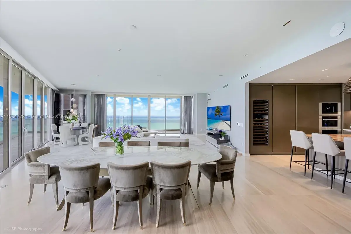 18975 Collins Ave # 2500, Sunny Isles Beach FL 33160