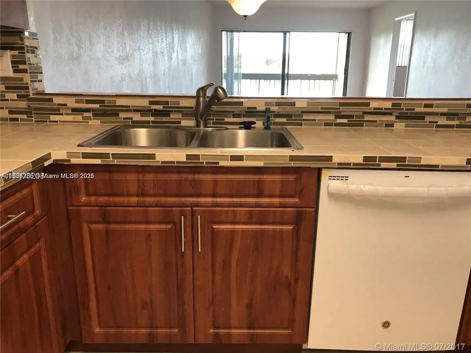 10288 NW 9th St Cir # 205, Miami FL 33172 photo 4