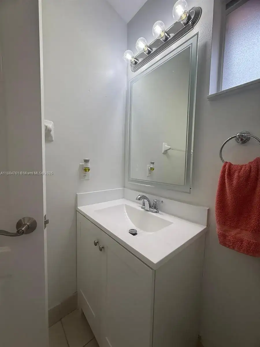 17630 SW 143rd Ct, Miami FL 33177 photo 3
