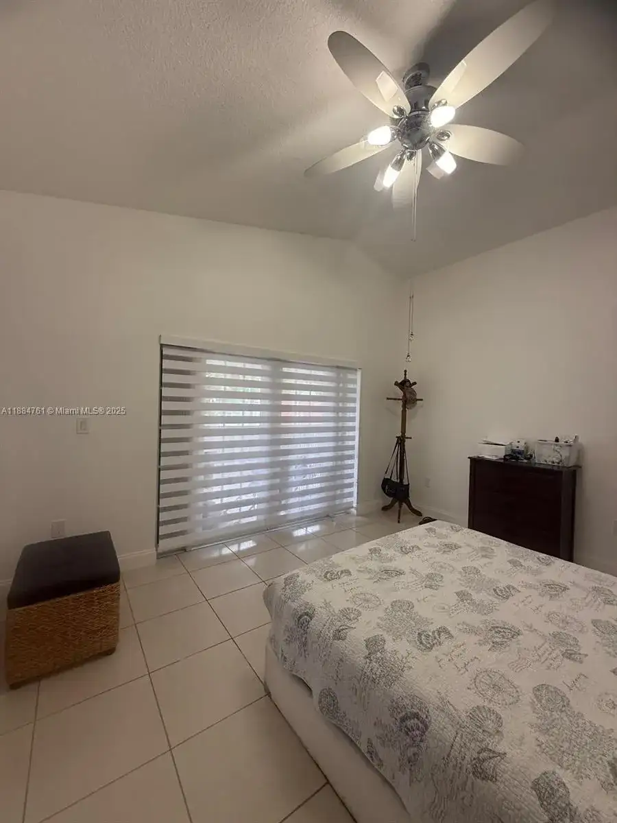 17630 SW 143rd Ct, Miami FL 33177 photo 4
