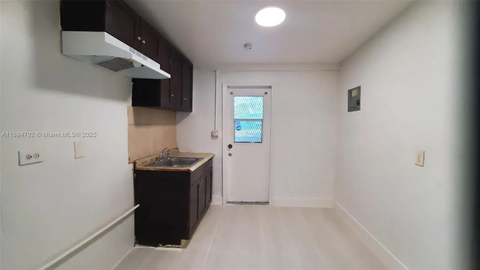 841 NW 12th Ave # 1, Fort Lauderdale FL 33311