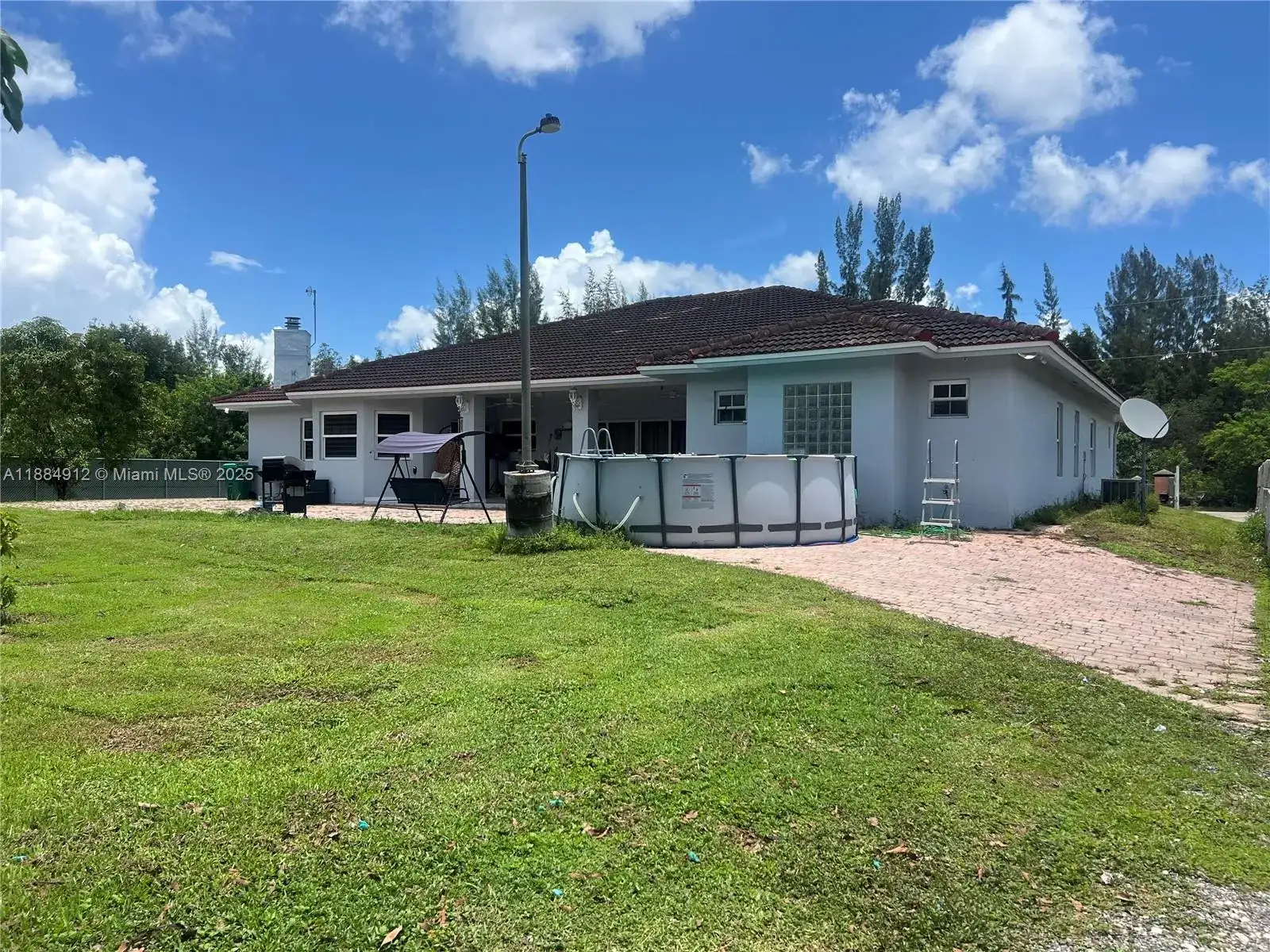 17760 NW 129th Ave, Hialeah FL 33018 photo 5