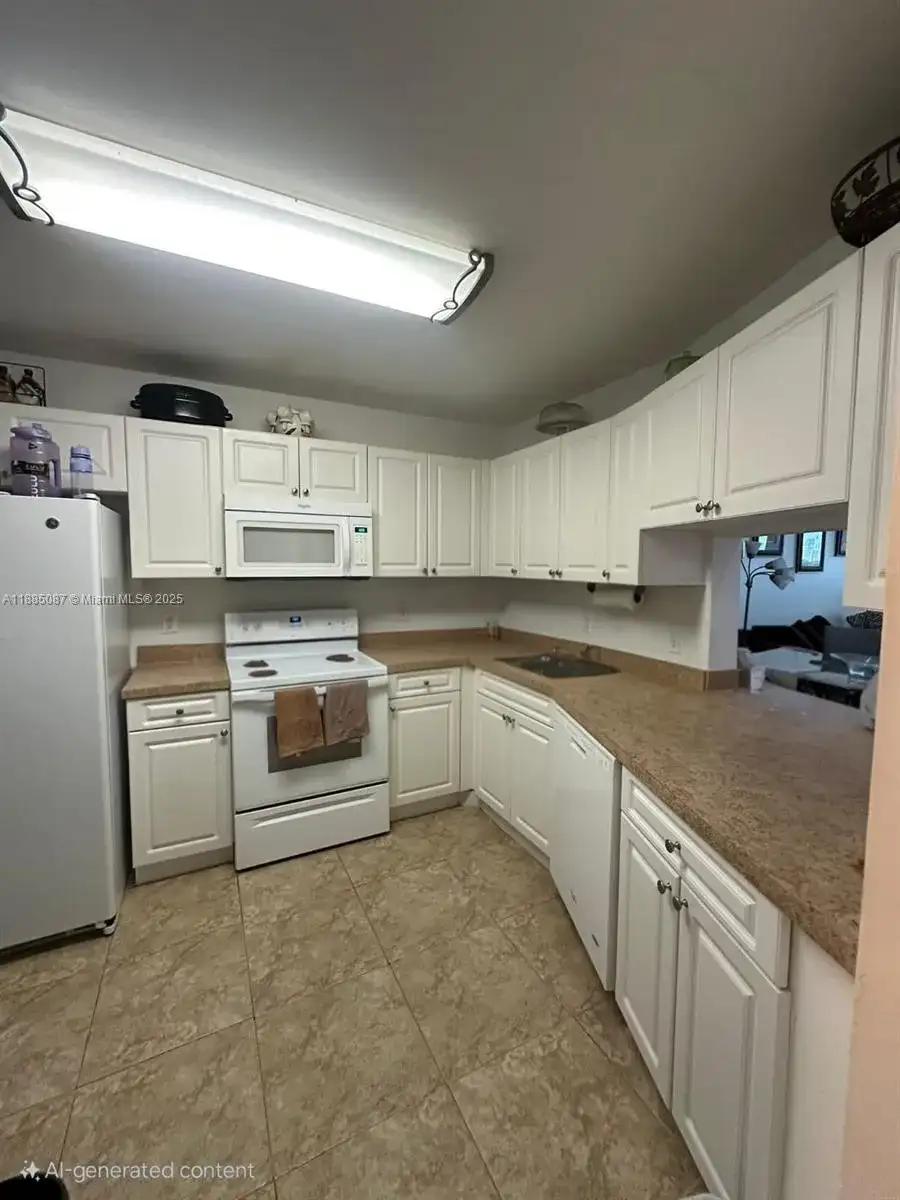 1780 NE 191st St # 2, Miami FL 33179 photo 4