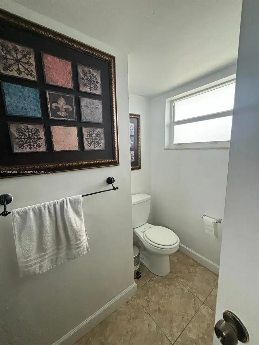 1780 NE 191st St # 2, Miami FL 33179 photo 5