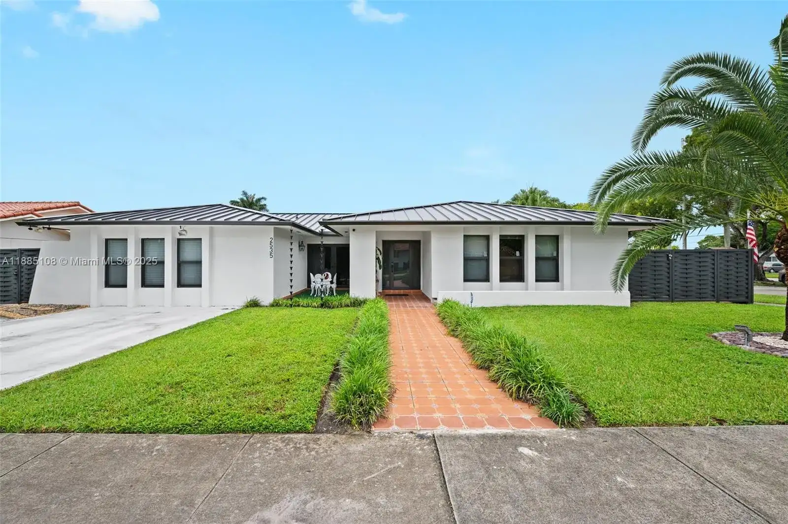 2535 SW 125th Ct, Miami FL 33175 photo 3