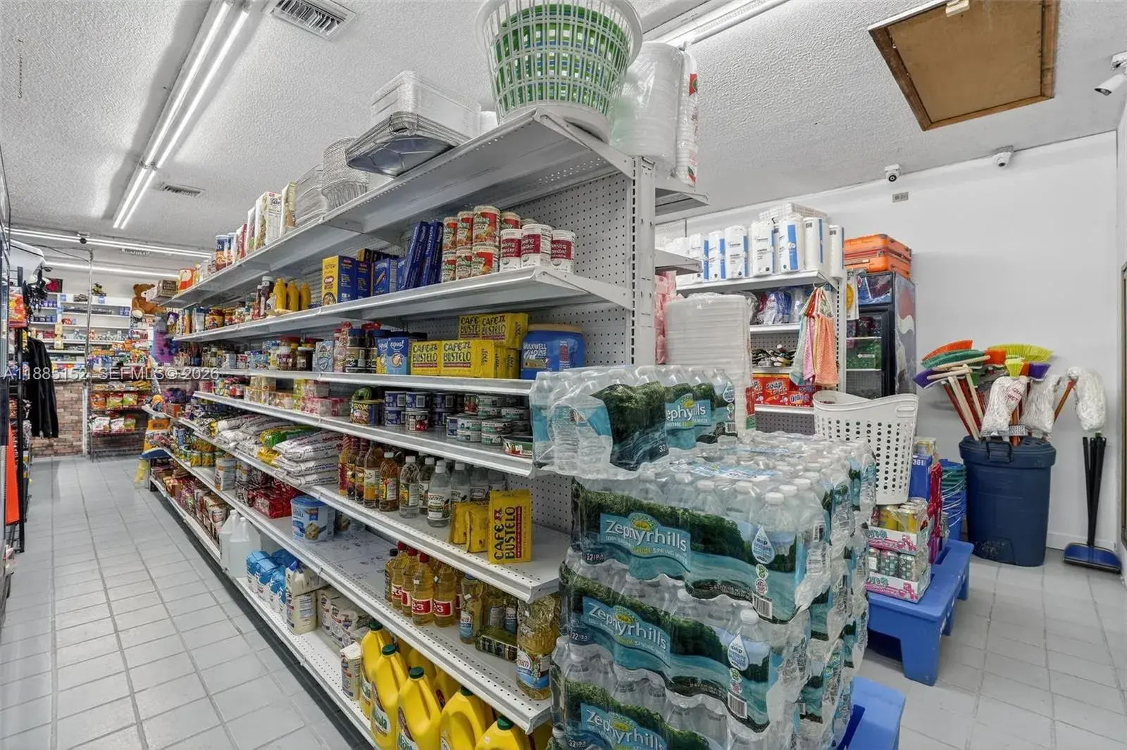 Convenience Store For Sale In Miami, Miami FL 33135