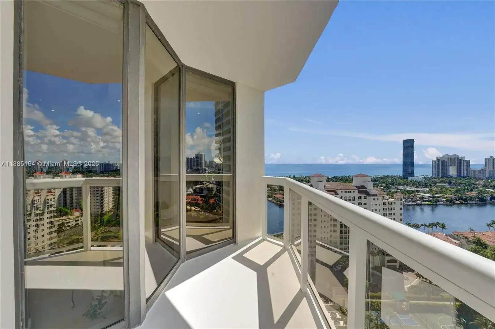 20185 E Country Club Dr # 2304, Aventura FL 33180 photo 2