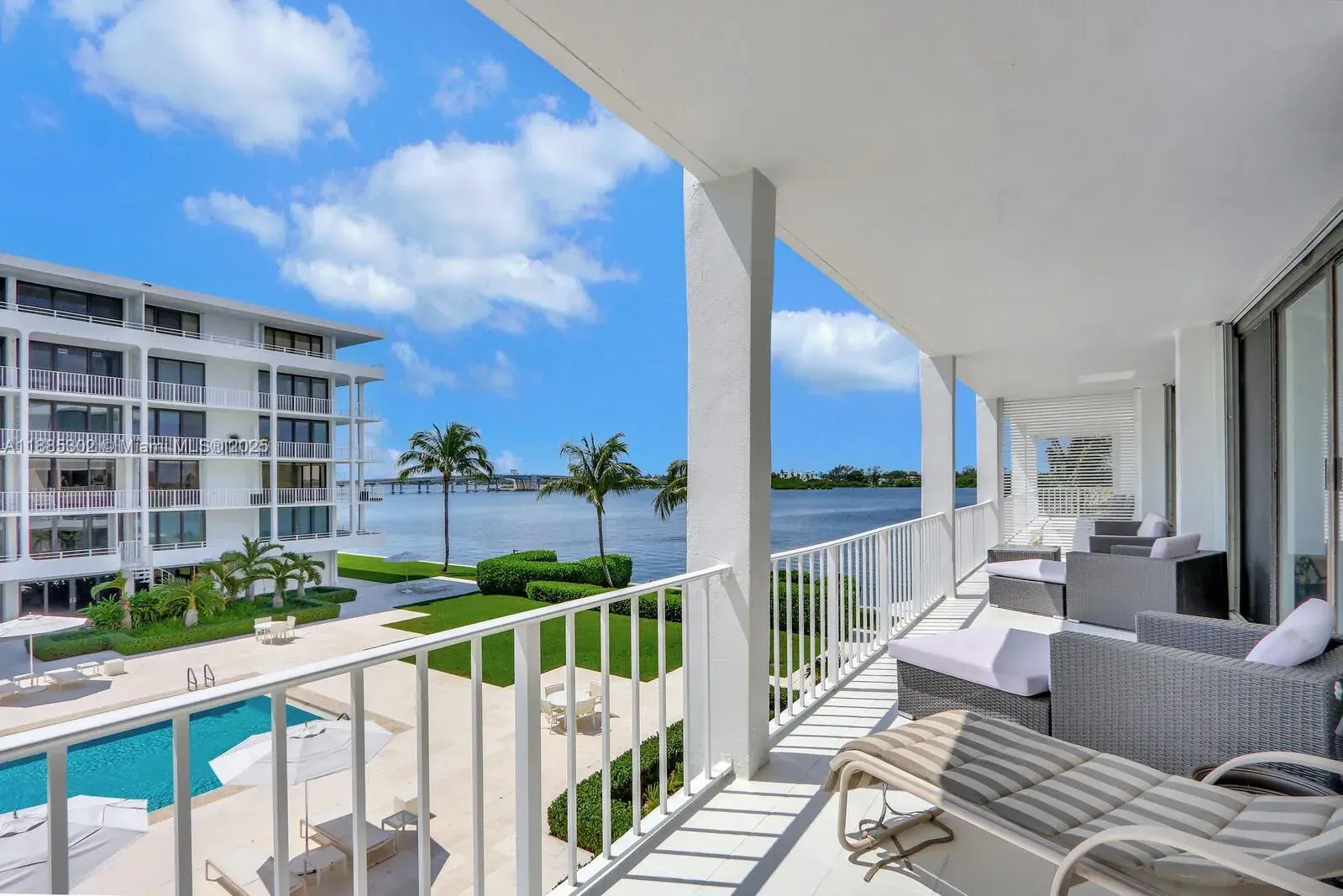 2784 S Ocean Blvd # 202N, Palm Beach FL 33480 photo 2