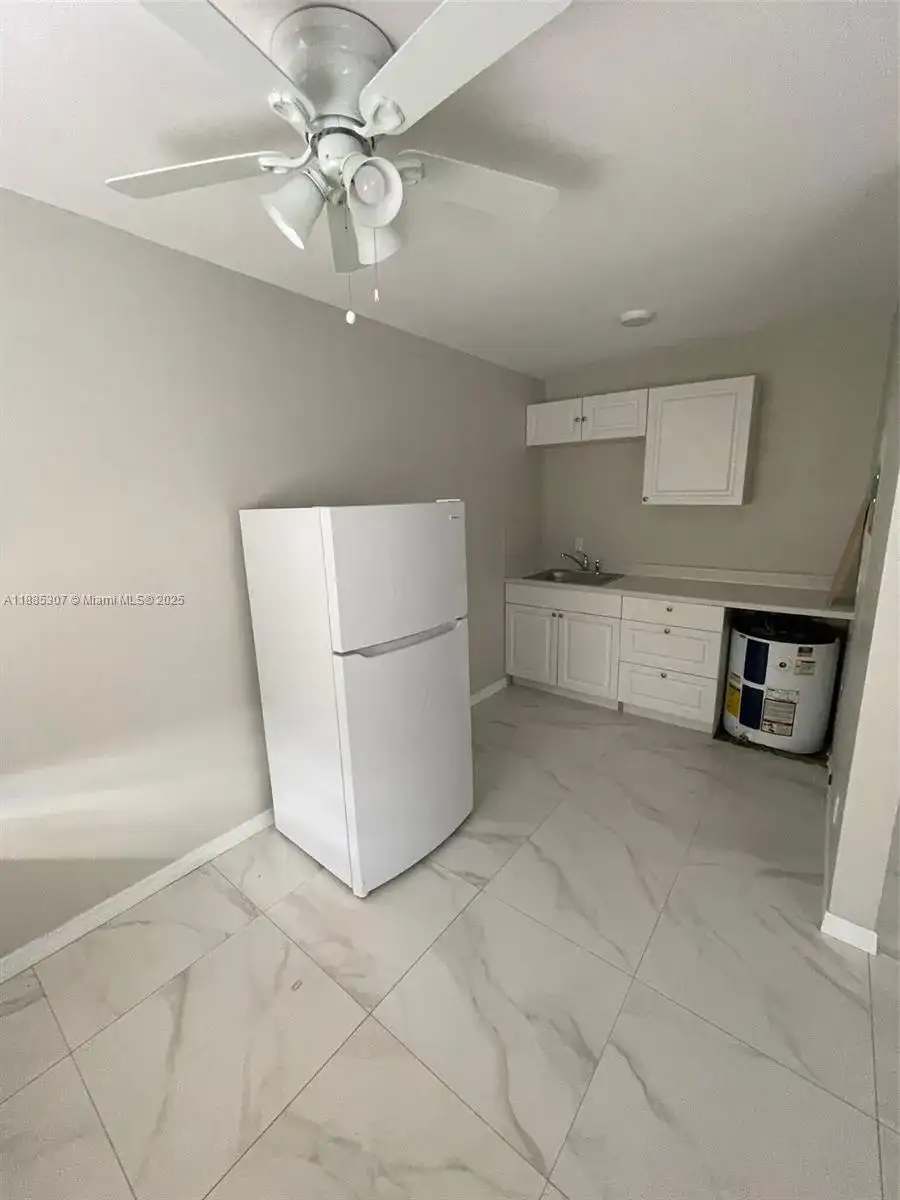 1102 S K St # 8, Lake Worth FL 33460 photo 2