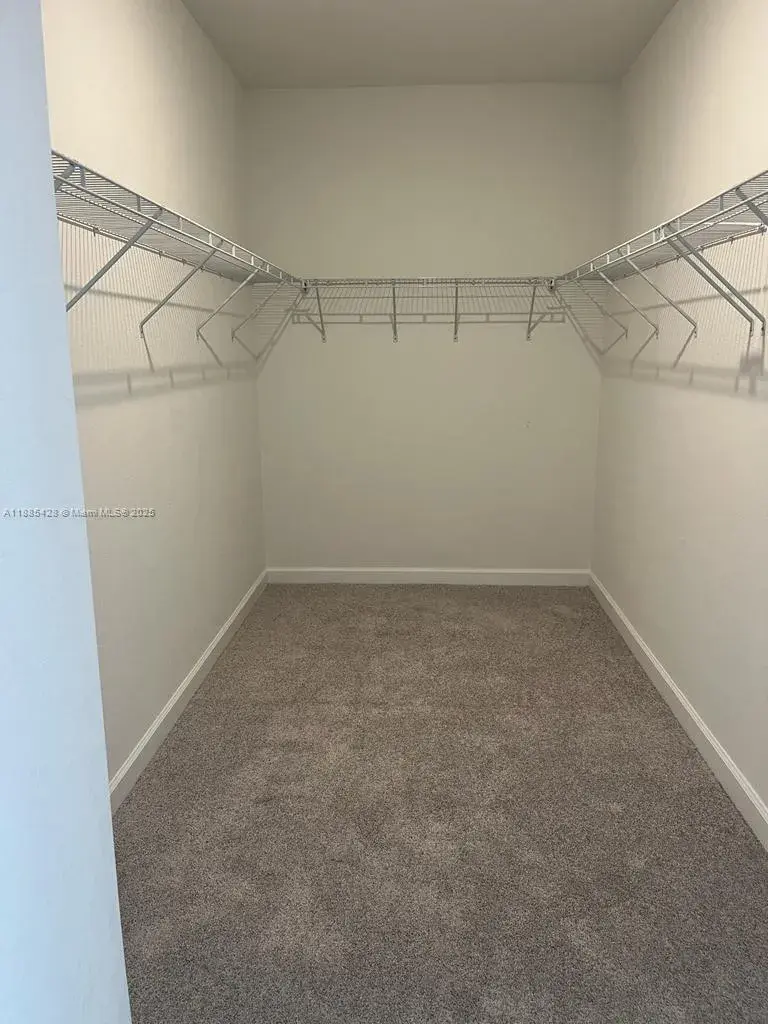 14806 SW 163rd St, Miami FL 33187