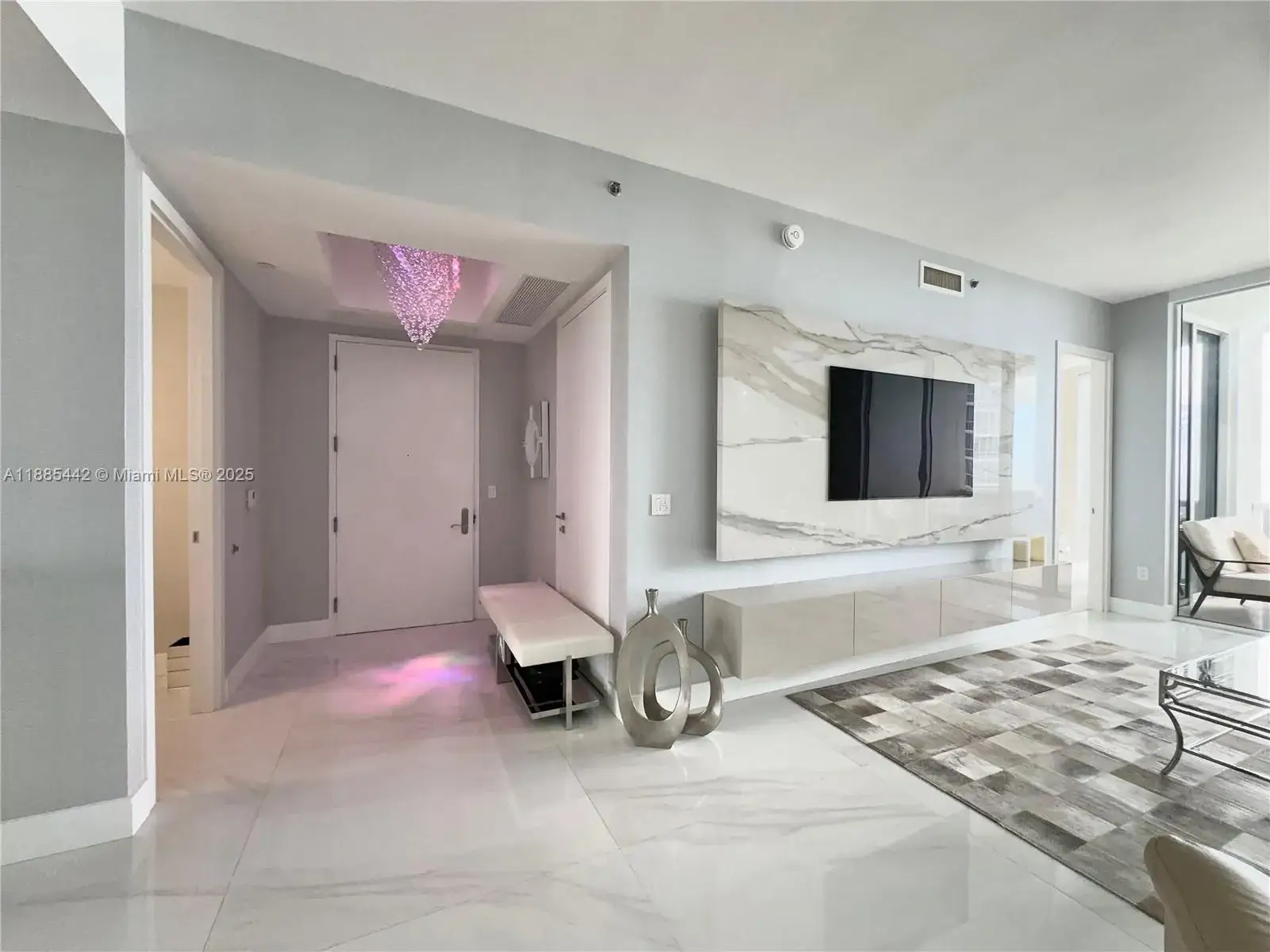 15901 Collins Ave # 2406, Sunny Isles Beach FL 33160