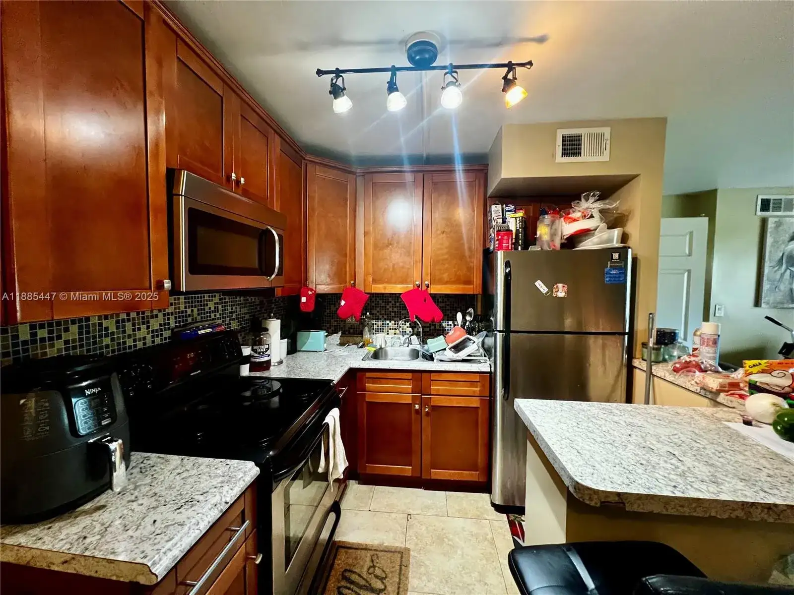 425 NW 210th St # 102, Miami Gardens FL 33169 photo 4