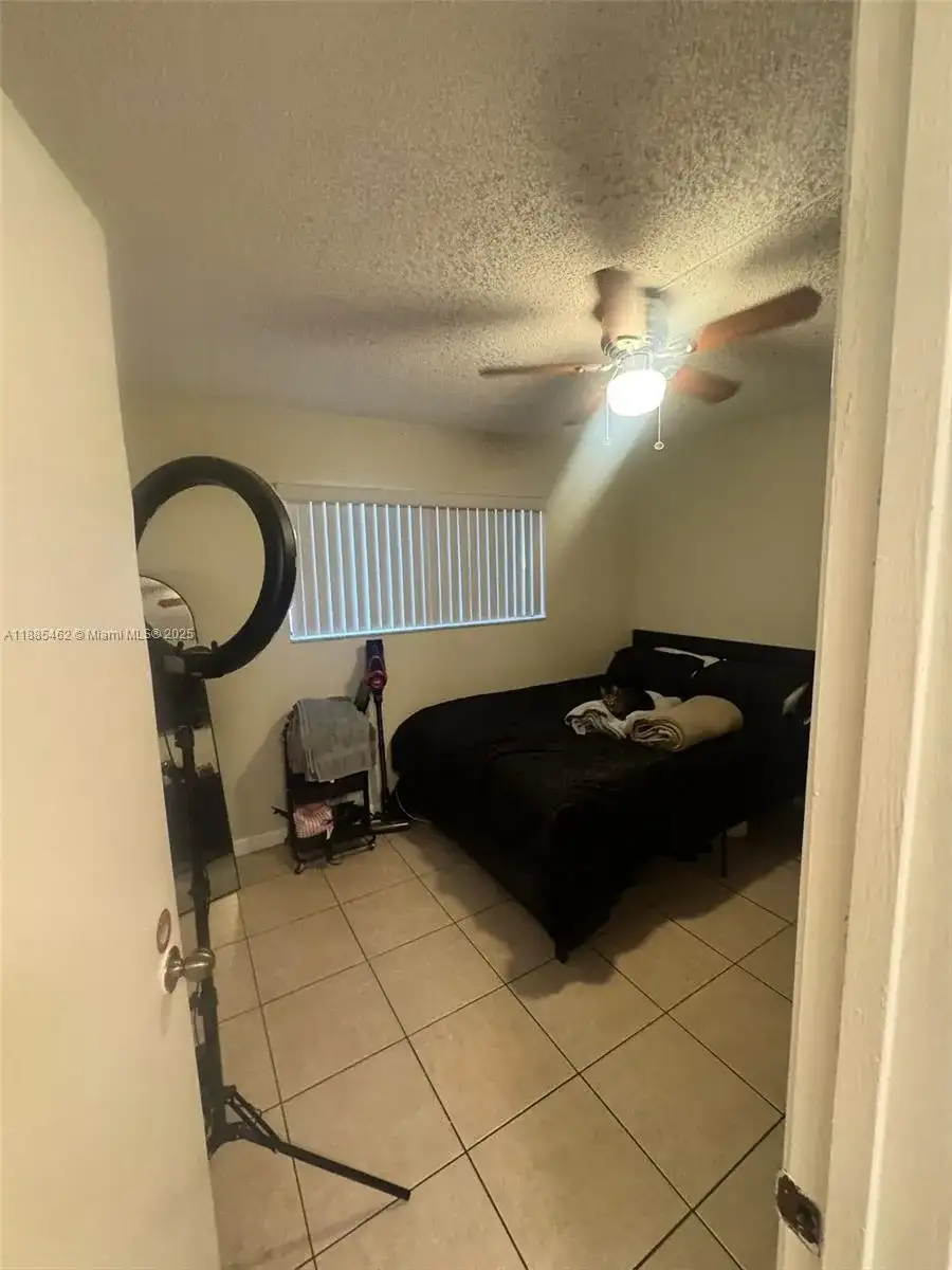 6900 SW 39th St # 106J, Davie FL 33314 photo 2