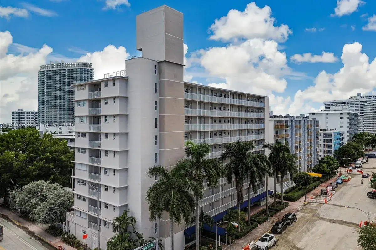 1300 Lincoln Rd # B402, Miami Beach FL 33139