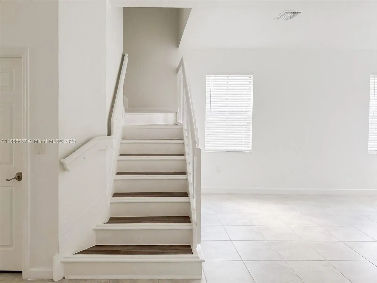 10436 W 34th Ct # 10436, Hialeah FL 33018