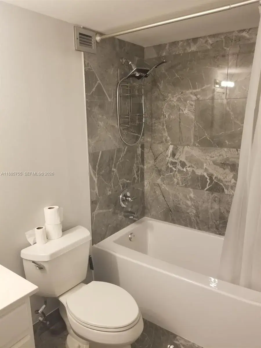501 E Three Islands Blvd # 417, Hallandale Beach FL 33009