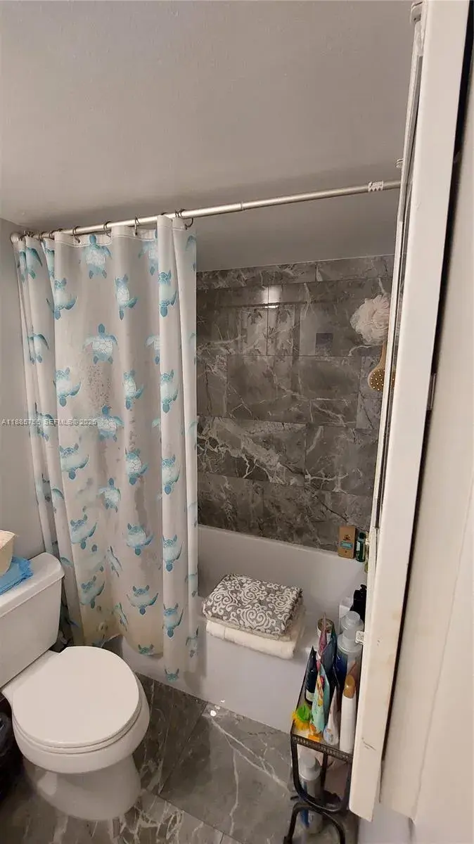 501 E Three Islands Blvd # 417, Hallandale Beach FL 33009