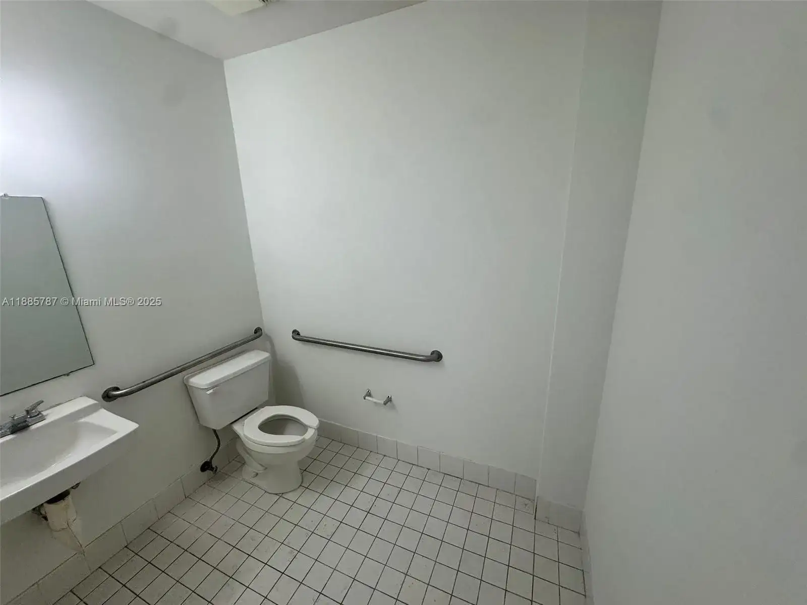 10849 NW 29th St # 10849, Doral FL 33172 photo 5