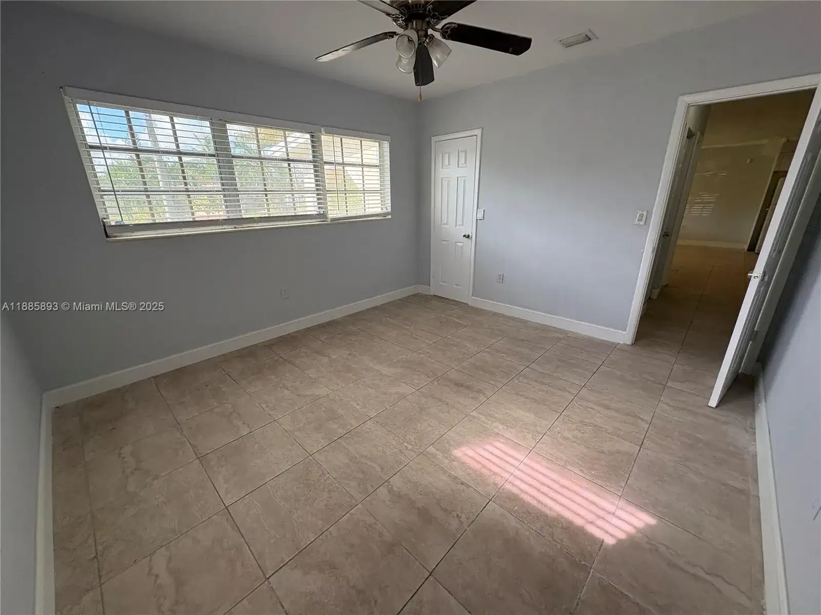 165 NW 192nd St, Miami Gardens FL 33169 photo 4