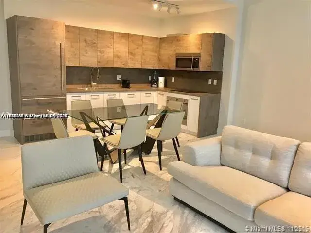 400 Sunny Isles Blvd # 103, Sunny Isles Beach FL 33160