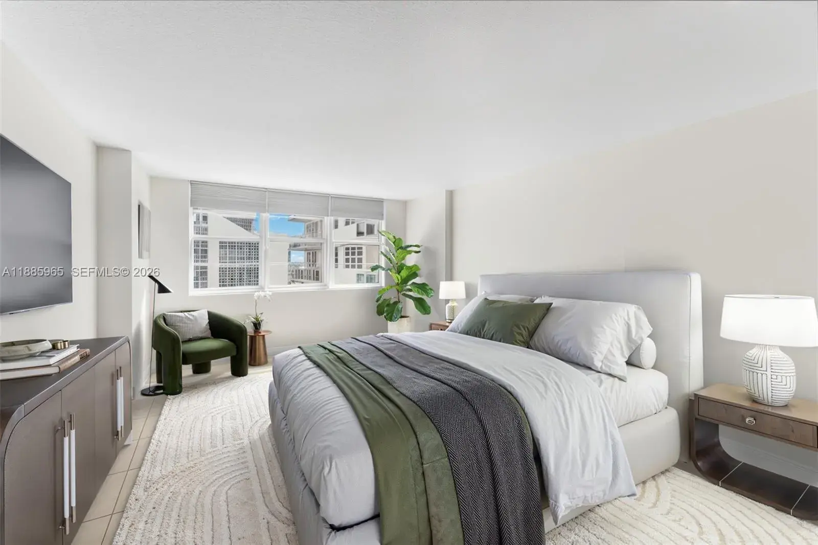 6917 Collins Ave # 1505, Miami Beach FL 33141