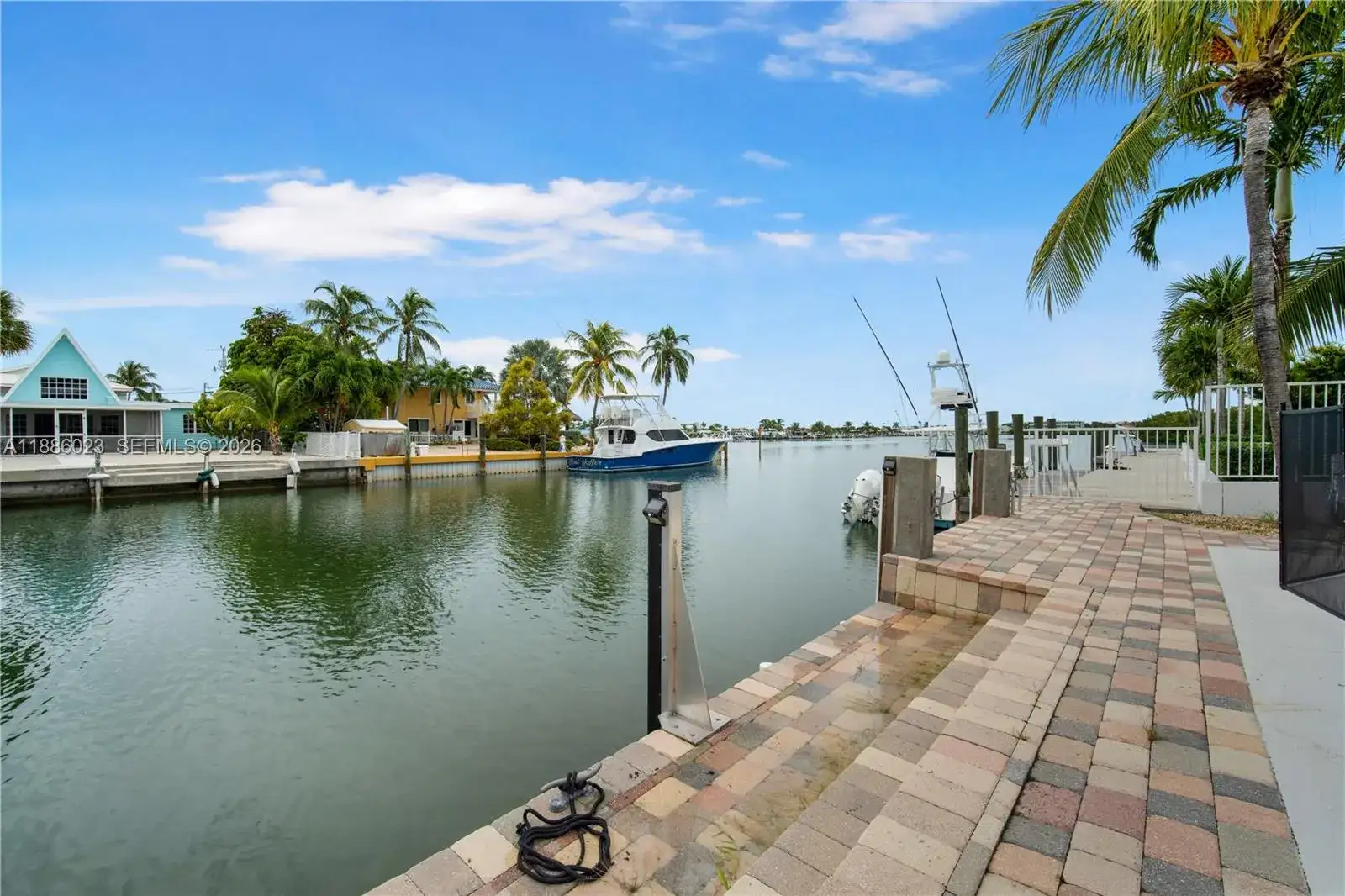 511 4th St, Key Colony FL 33051 photo 2