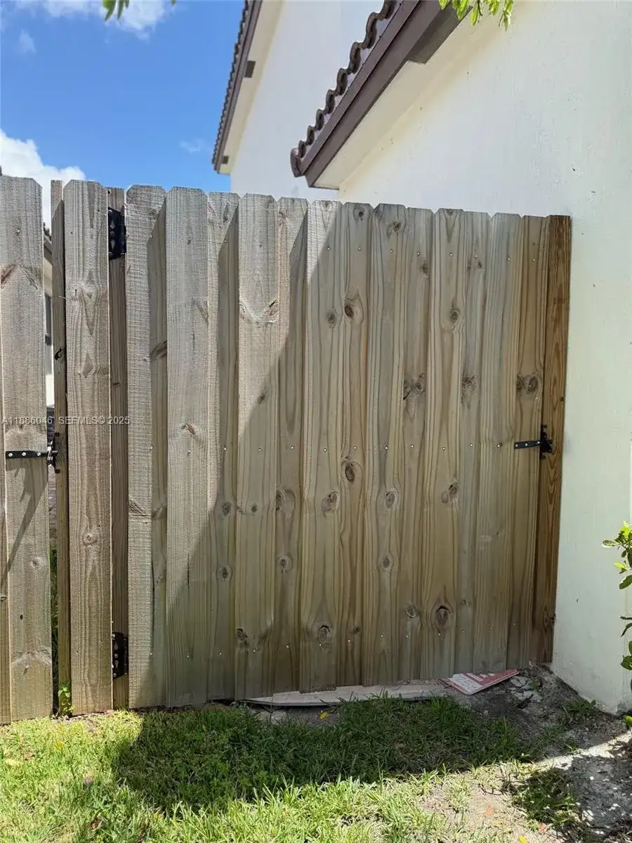 11859 SW 241st St, Homestead FL 33032 photo 2