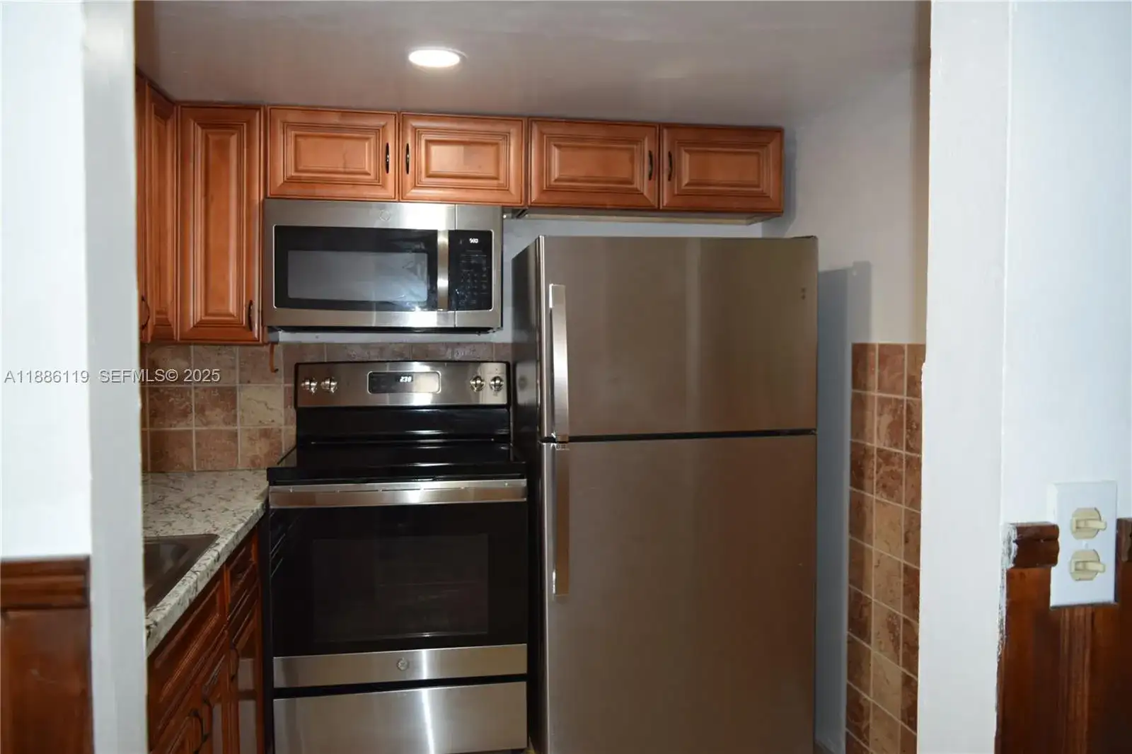 2901 NW 47th Ter # 248B, Lauderdale Lakes FL 33313 photo 2