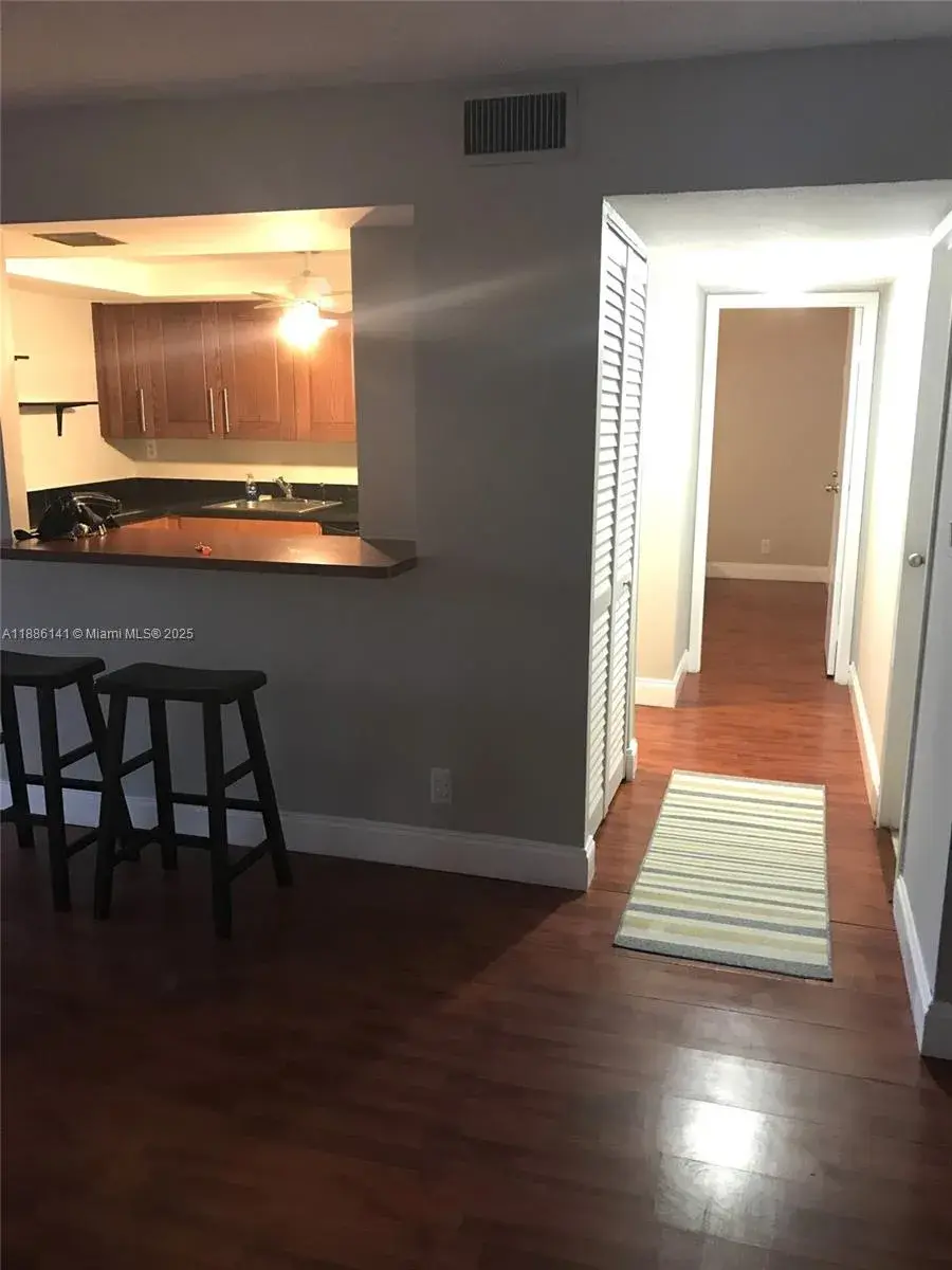 2101 Atlantic Shores Blvd # 504, Hallandale Beach FL 33009